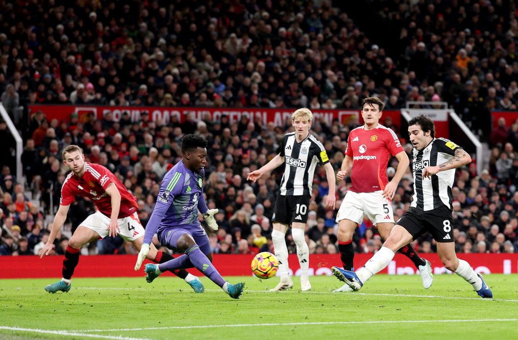 Nhận định soi kèo Newcastle vs Man United lúc 22h30 ngày 13/4/2025 nhan-dinh-soi-keo-newcastle-vs-man-united-luc-22h30-ngay-13-4-2025-1